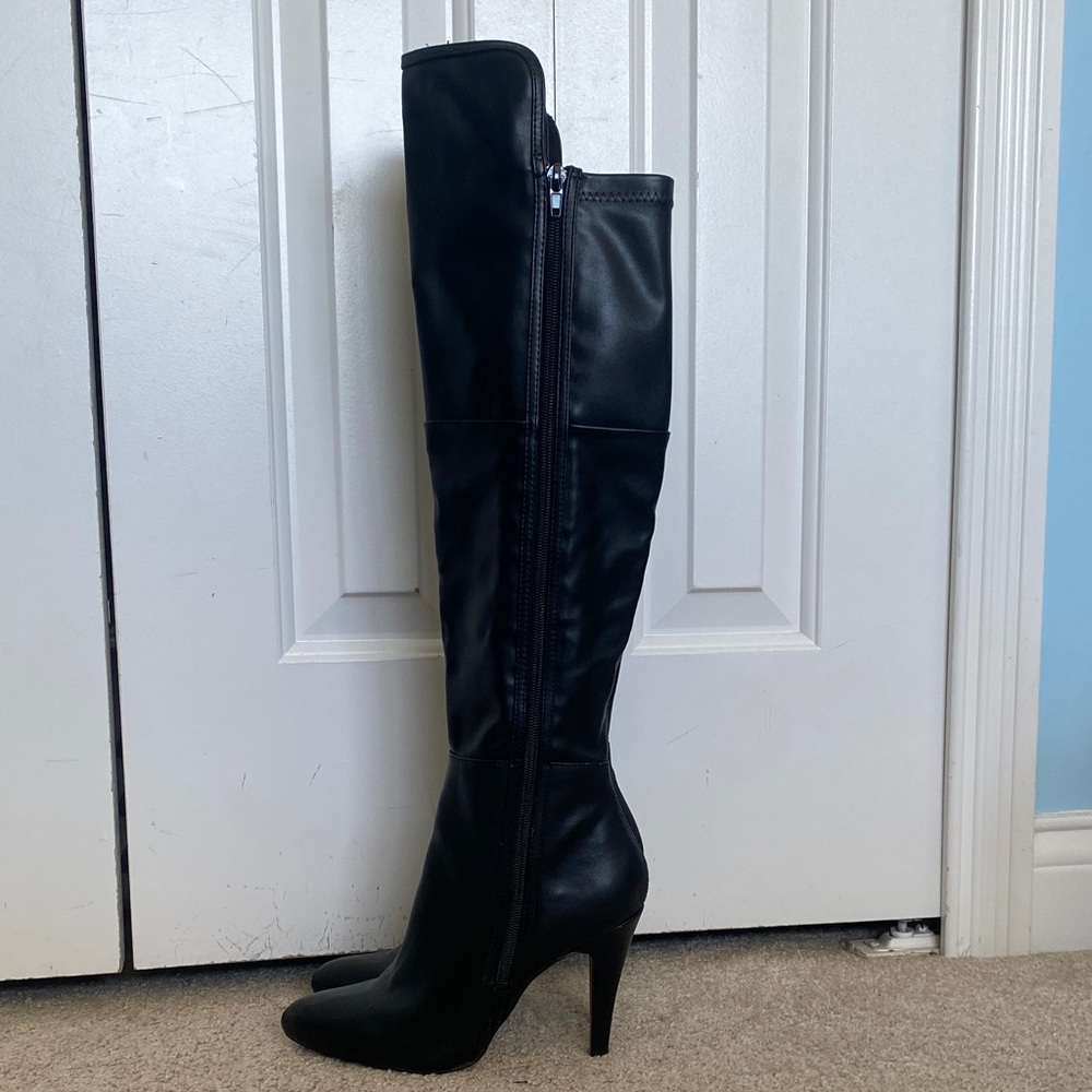 Chic Size 7 Black Over The Knee High Heel Boots With Side Zipper